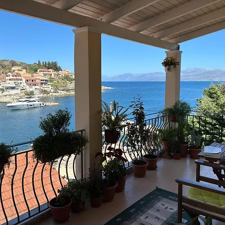Virginia's Penthouse Apartment Kassiopi