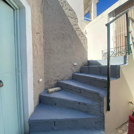 Virginia's Penthouse * Kassiopi